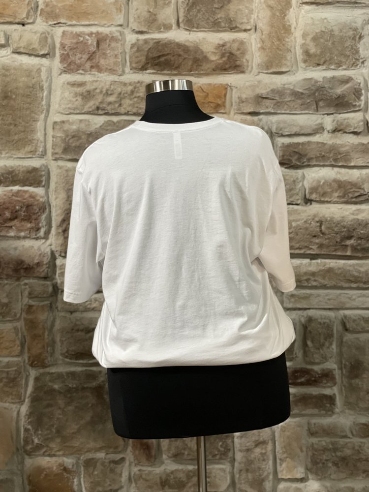 Canvas White Beth Dutton T-Shirt