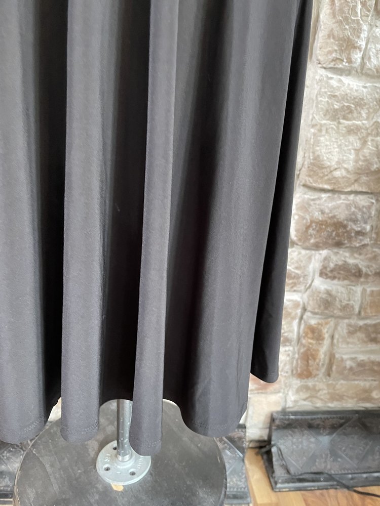 Evan Picone Black Stretch Flutter Sleeve Flounce Dress, Size 6