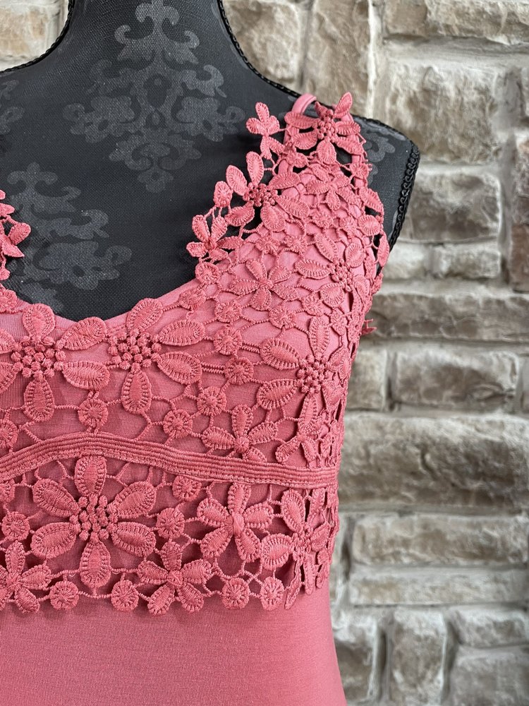 And The Why Coral Lace Bust Strappy Back Tank