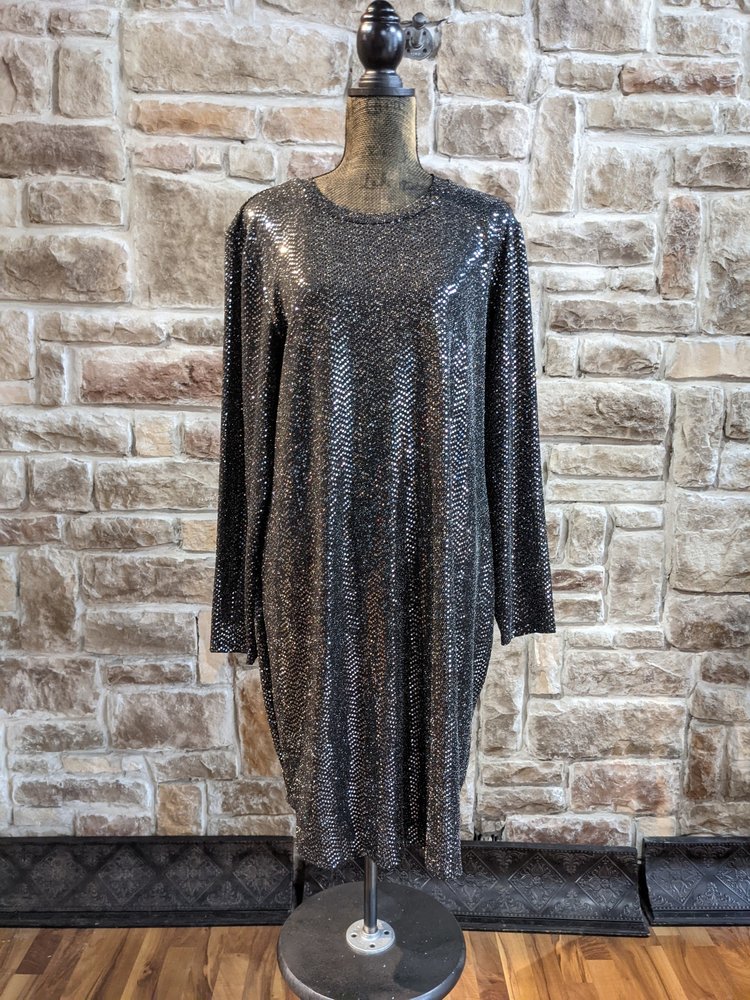 B Darlin Gunmetal Gray Metallic Sheath