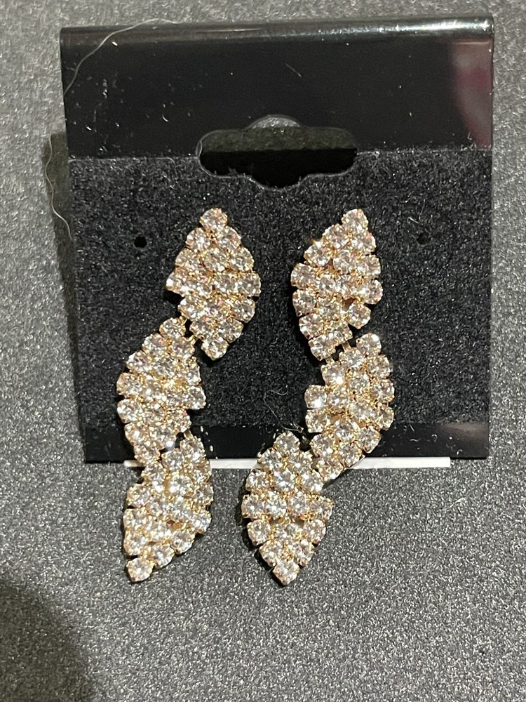 Gold Leaflet Earrings