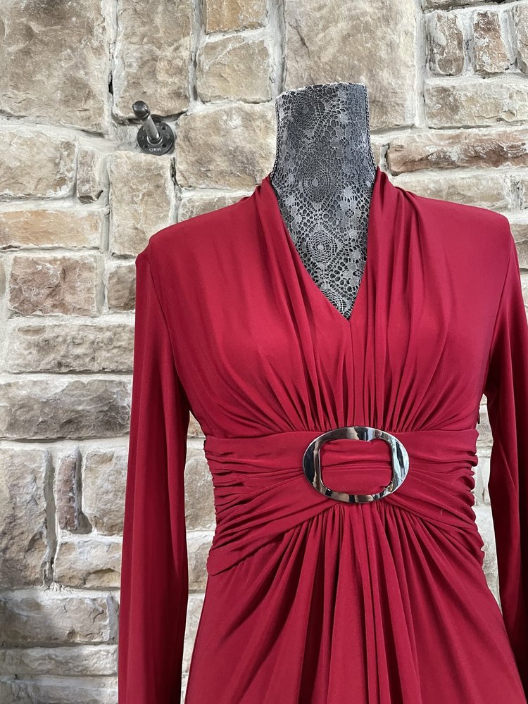 Jones New York Red Jersey Knit Front Ruched Silver Cirlce Dress, Size 4