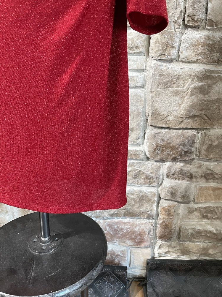 Jessica Howard Red Metallic Long Sleeve Ruched Shimmer Dress