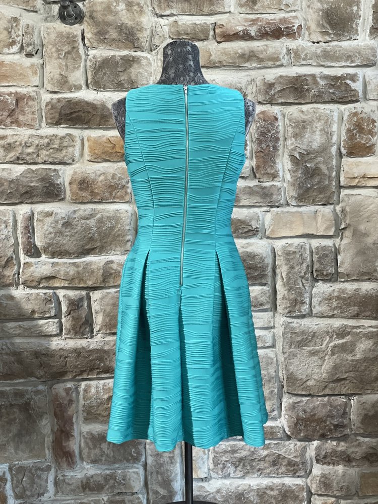 Gabby Skye Teal Textured Silver Bar Pleat Dress, Size 6