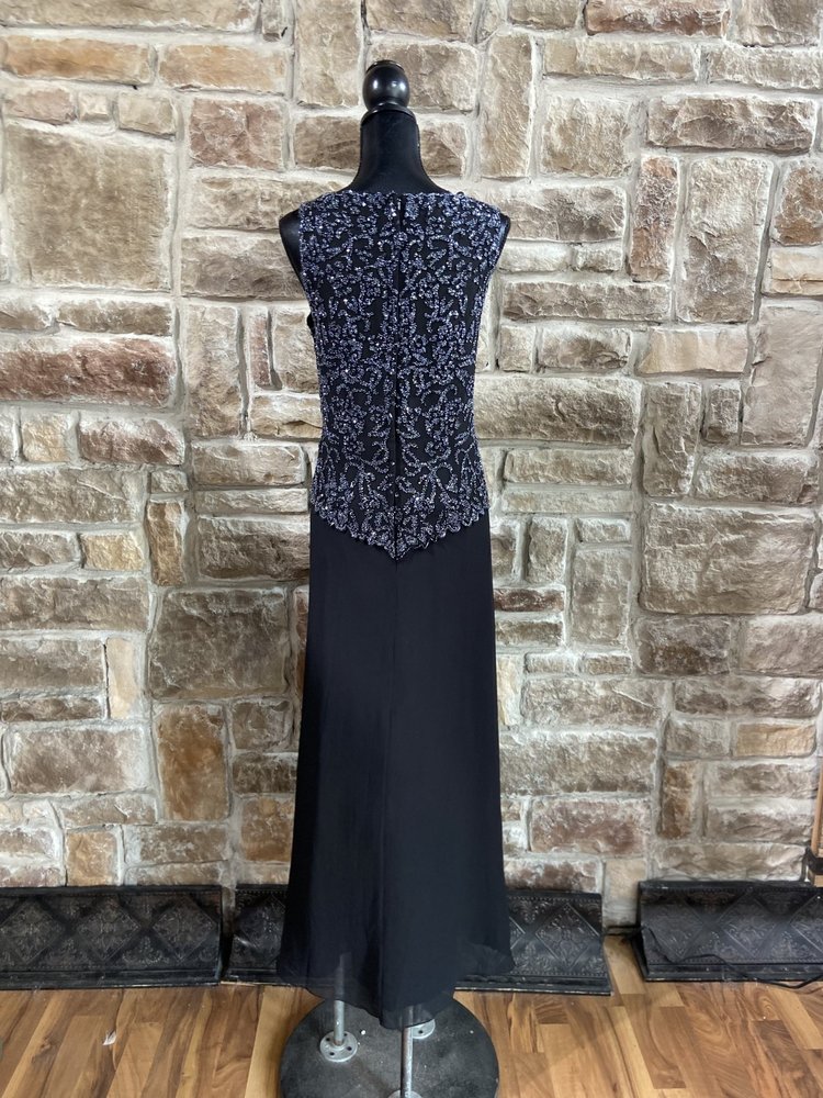 Jkara Black Ridged Beaded Top Gown, Size 14W