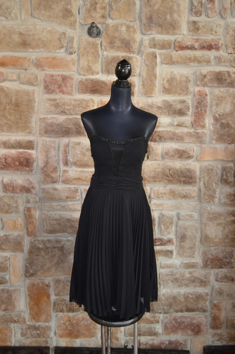 Dave & Johnny Black Beaded Pleated Lace Up Dress, Size 9/10