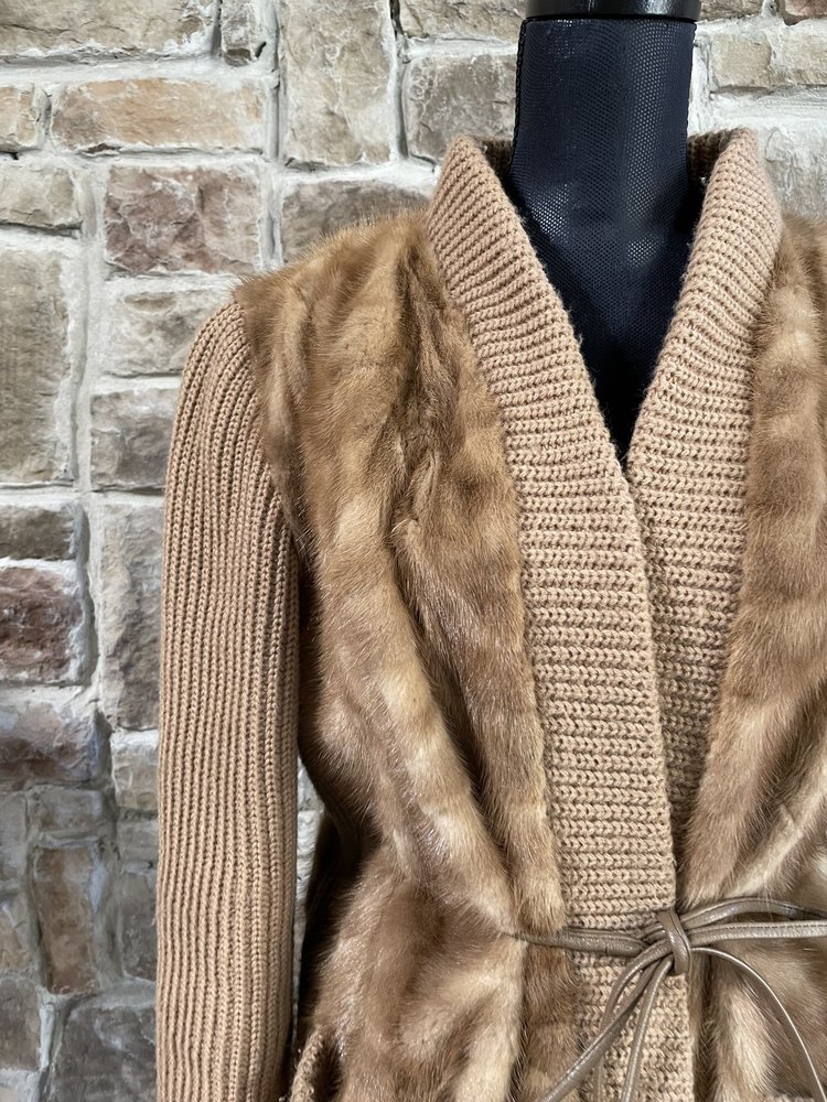 Finlandia Furs Autumn Haze Mink Paw Sweater w/ Knit Sleeves, Size L