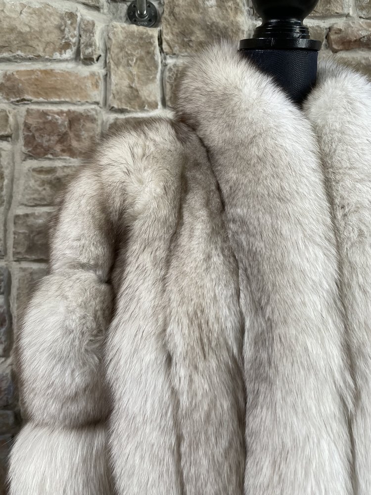 La Kzitz Blue Fox Stroller w/ Puffy Arms, Size M/L