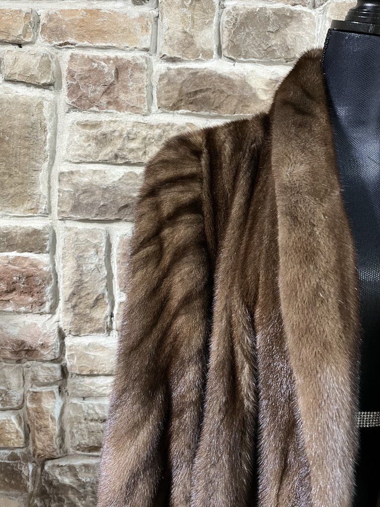 Light Mahogany Mink 3/4 Coat, Size XL