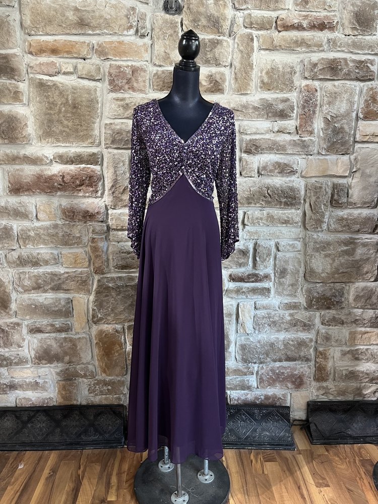 Jkara Purple Sequin Pointed Long Sleeve Gown, Size 20
