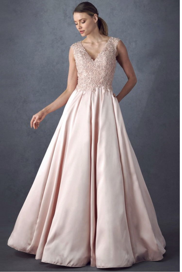 Bicici & Coty Pink Lace and Pearl Embellished Mesh Back Gown w/Pockets, Size 2XL