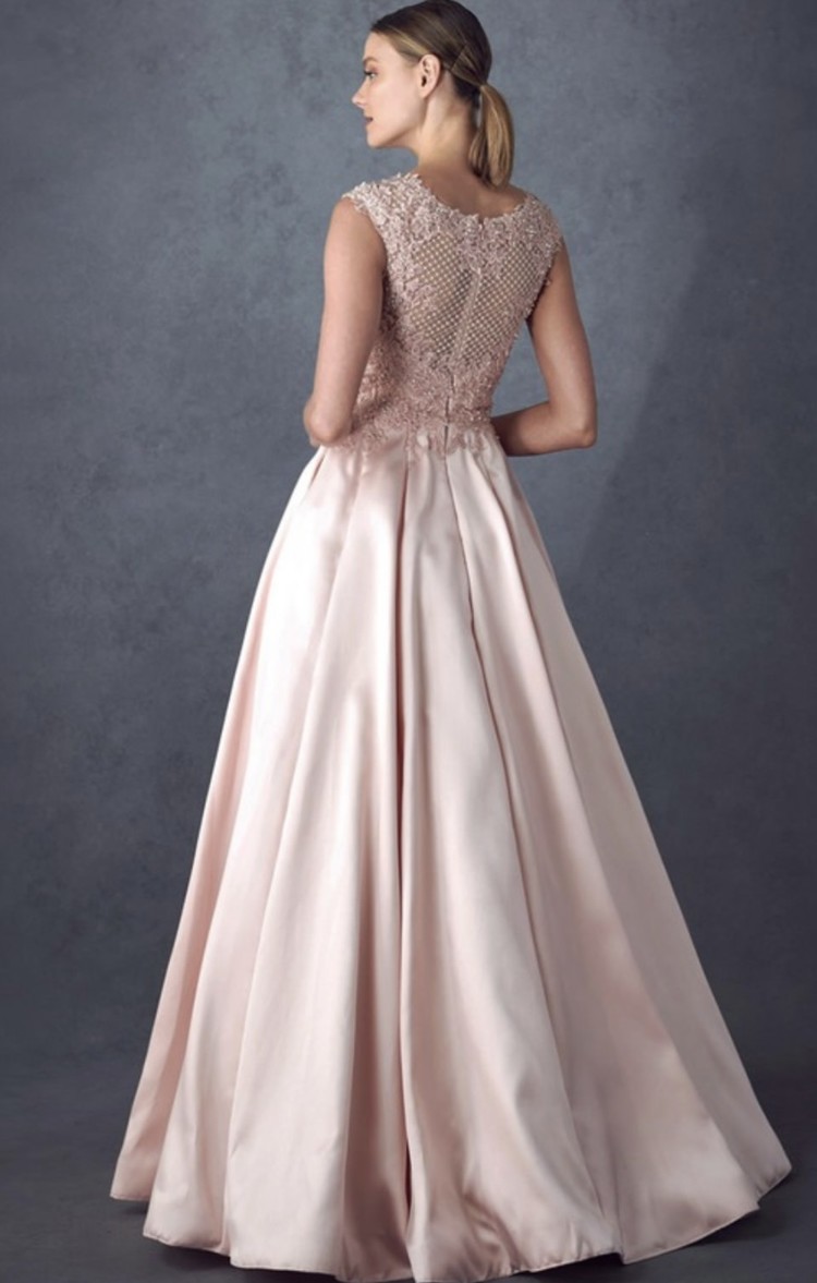 Bicici & Coty Pink Lace and Pearl Embellished Mesh Back Gown w/Pockets, Size 2XL