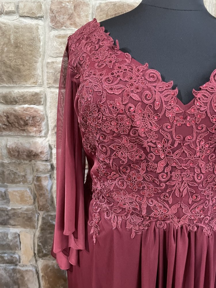 May Queen Burgundy Lace Top Flutter Cape Sleeve Gown, Size 6XL