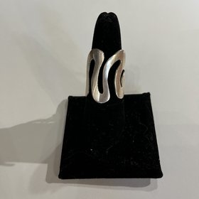 Silver Squiggle Ring, Size 8