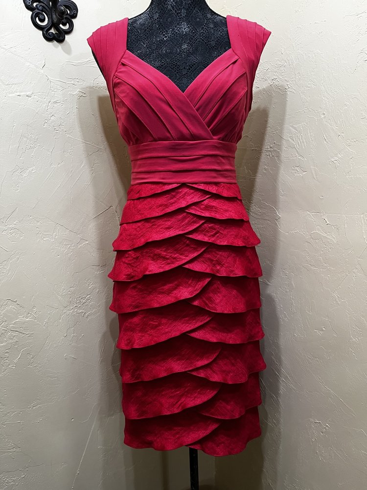 Adrianna Papell Strawberry Pink Shutter Pleats Dress, Size 10