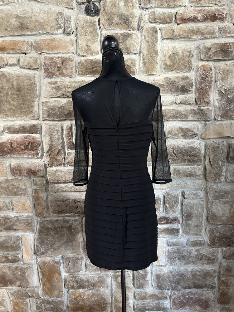 Adrianna Papell Black Mesh 3/4 Sleeve top w/ Layer Striping, Size 10