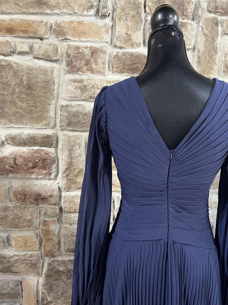 Mingda's Dresses Navy Accordion Pleated Long Sleeve w/ Deep V Gown, Size 6