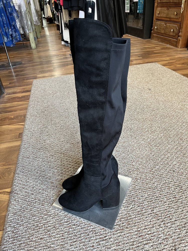 Black Heel Knee High Boots, Size 8