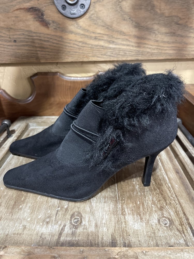 Pierre Dumas Black Suede Faux Fur Heeled Booties Size 8.5