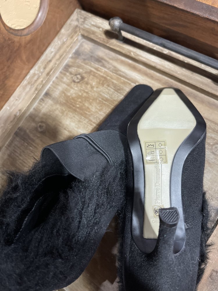 Pierre Dumas Black Suede Faux Fur Heeled Booties Size 8.5