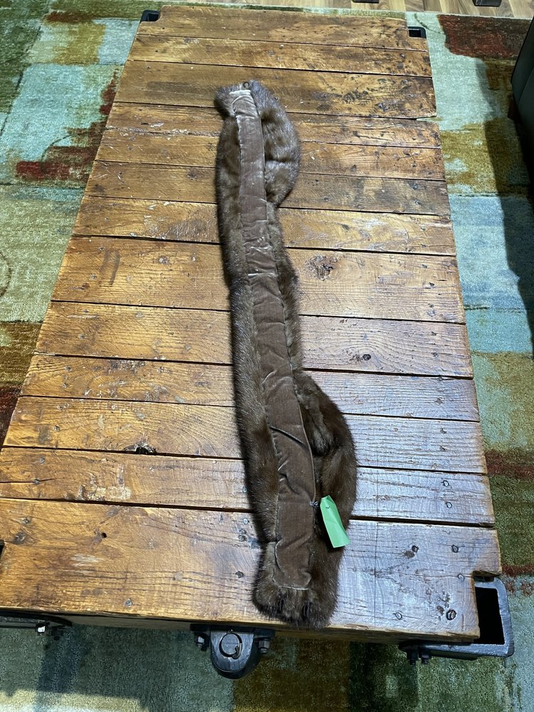 Dark Ranch Mink Double Twist Collar 41Inches