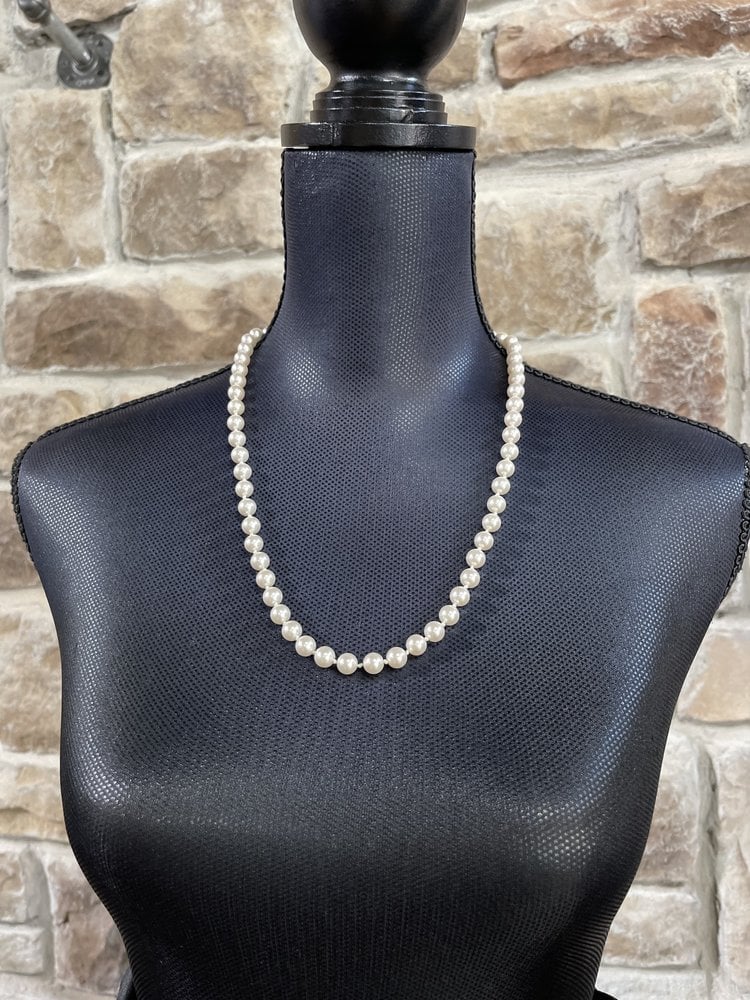 Pearl Necklace, 22 Inches