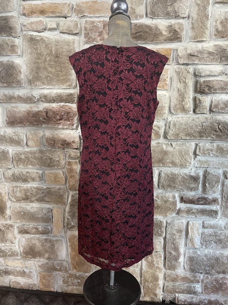 Scarlett Red And Black Shimmer Floral Lace Sheath Dress, Size 14W