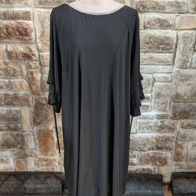 Roz & Ali Black Dress with Rhinestone Collar, Size 24W