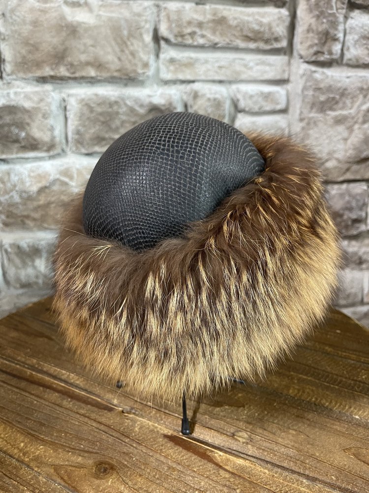 Cross Fox Roller with Embossed Leather Cap