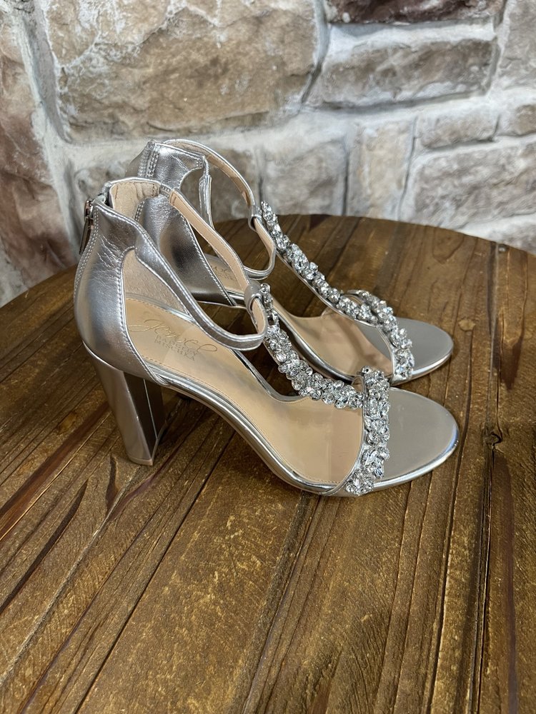Jewel Badgley Mischka Silver Rhinestone T-Strap  Sandals, Size 7