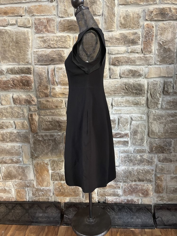 Halston Black A-Line V-Neck Dress with Pockets, Size 4