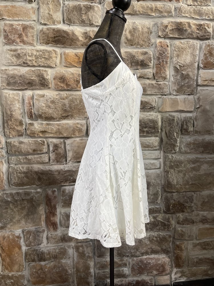 Trixxi White Floral Lace Dress with Cross-Strap Back, Size M