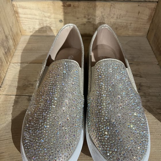 Silver Sparkle Tennis Shoes with Laces - Elements Unleashed