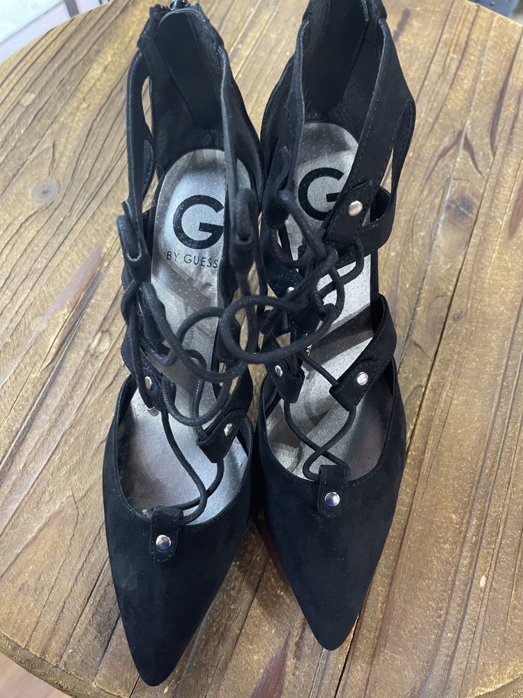 Guess Black Suede Closed Toe Sandal, Size 8