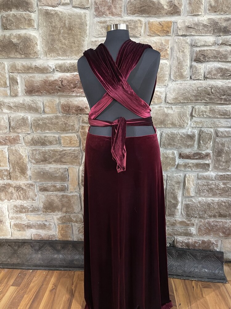 Revelry Burgundy Micah Convertible Velvet Dress, Size 5XL