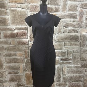 Tadashi Black Stretch V-Neck Short Sleeve Dress, Size L