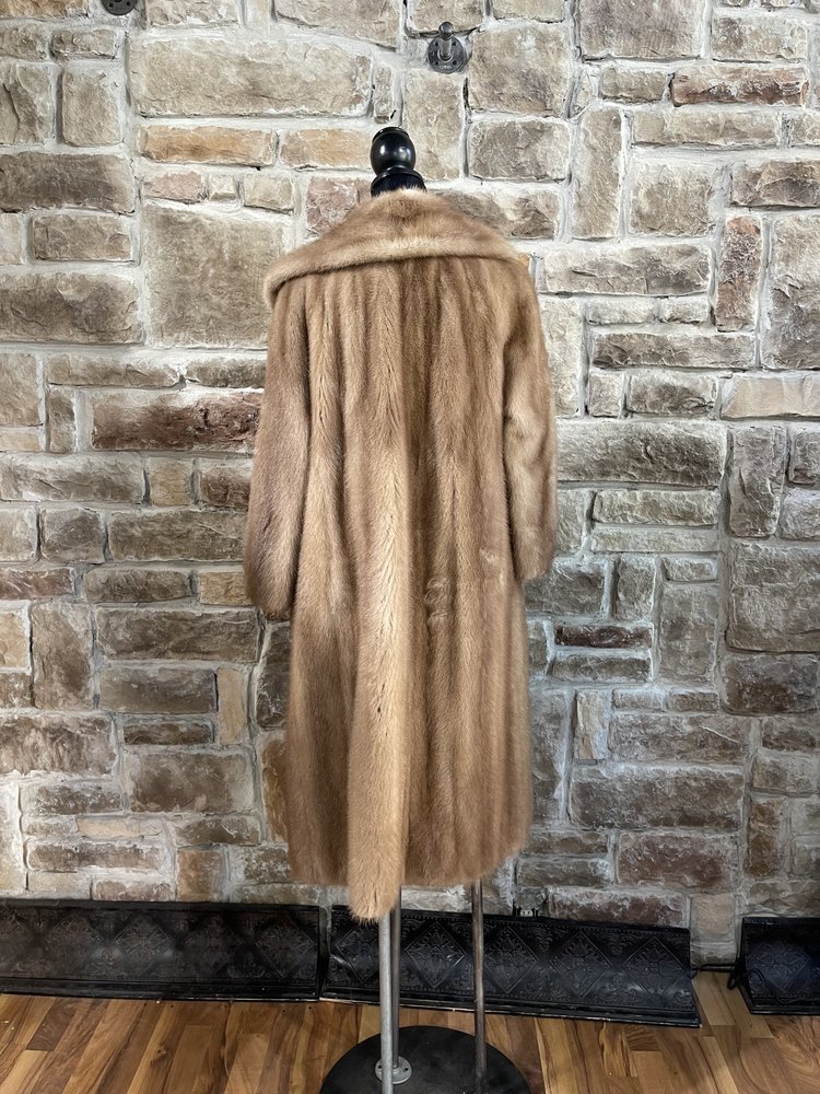 Louis Berman & Co. Autumn Haze Mink w/ Extensive Patch Pockets Full Length Coat, Size S