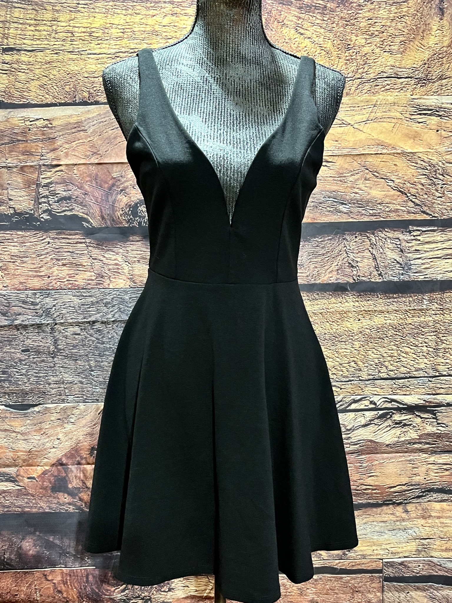 Lulu's Black Fit and Flare Skater Dress, Size M Lulu's Black Fit and Flare Skater Dress, Size M
