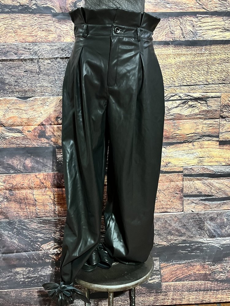 Fashion Nova Black Faux Leather Harem Pants, Size L