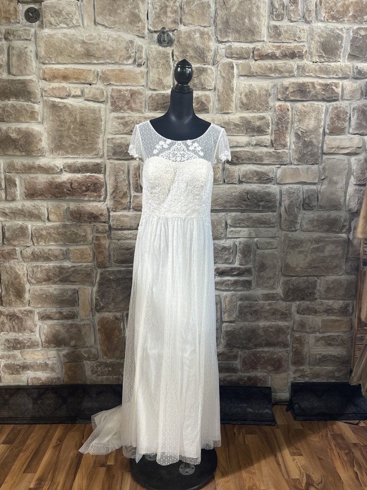 Galina White Bridal Dress with Embroidered Bodice and Printed Tulle Train, Size 14