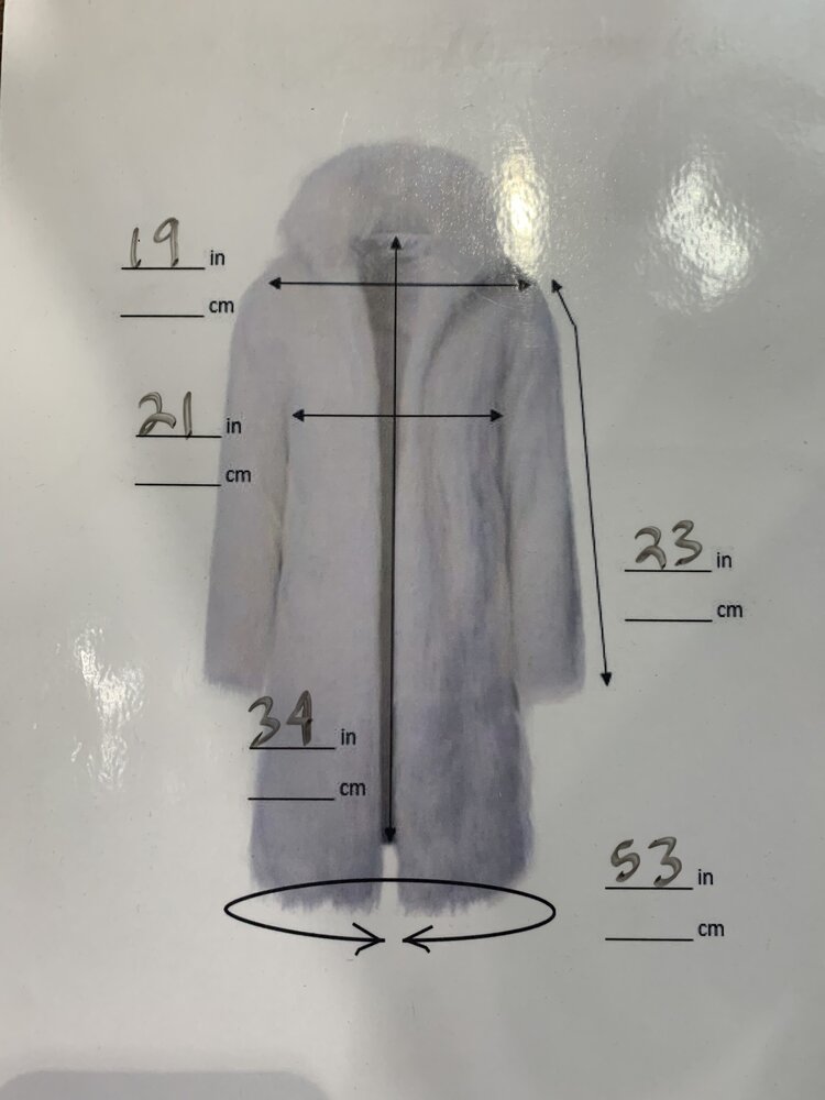 Marshall Fields Red Fox Stroller with Diagonal Sections Sleeves, Size M