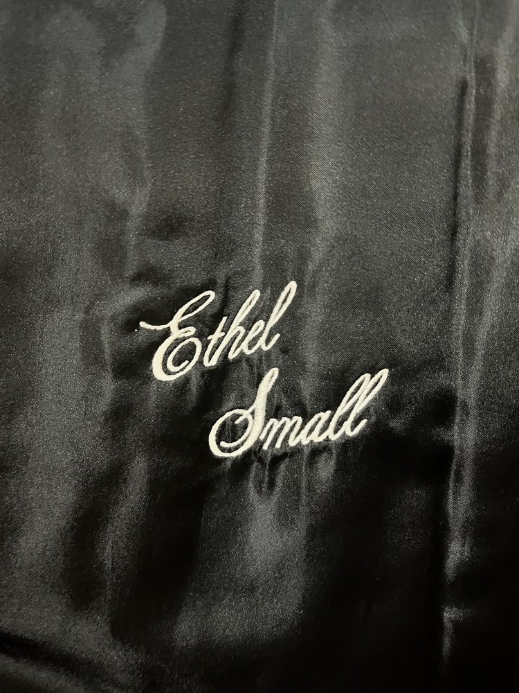 Bruno & Joseph Very Dark Ranch Mink Female Pelt Diagonal Cross Section Sleeves, Size L