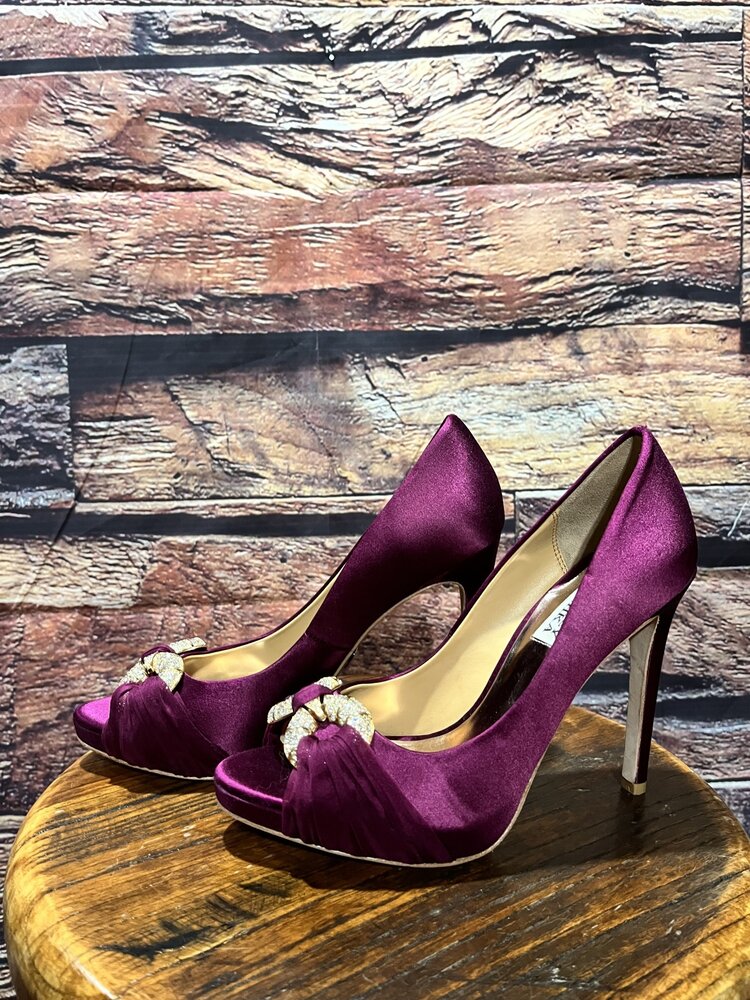 Badgley Mischka Purple Silk Stiletto Heels, Size 7