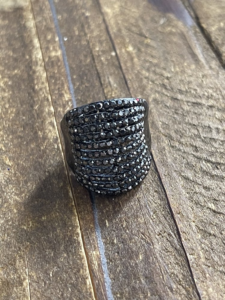 Wona Trading Black Rhinestone Stretch Bling Ring