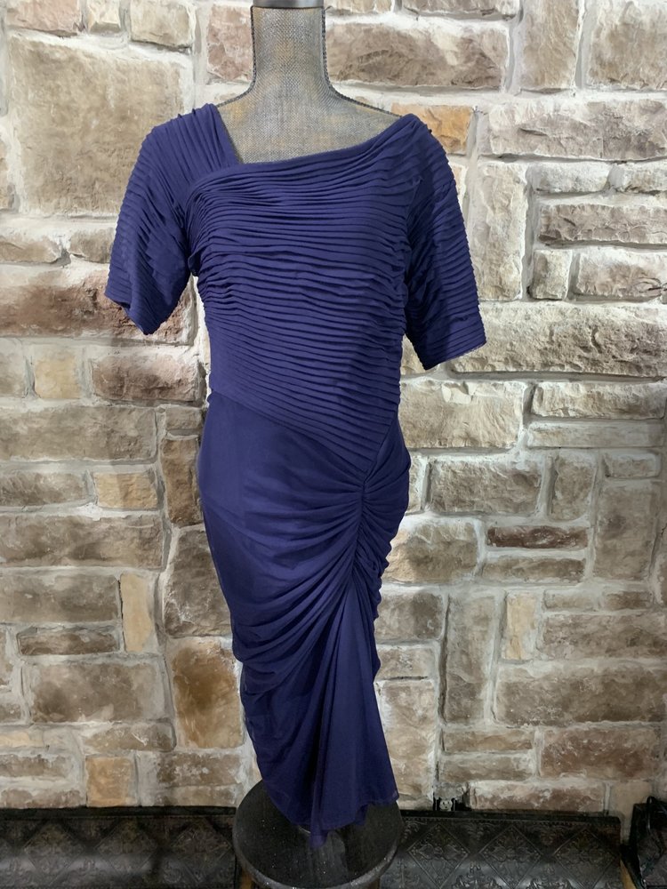 Tadashi Shoji Navy Ruched Short Sleeve Dress, Size XL