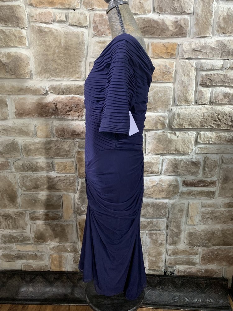 Tadashi Shoji Navy Ruched Short Sleeve Dress, Size XL