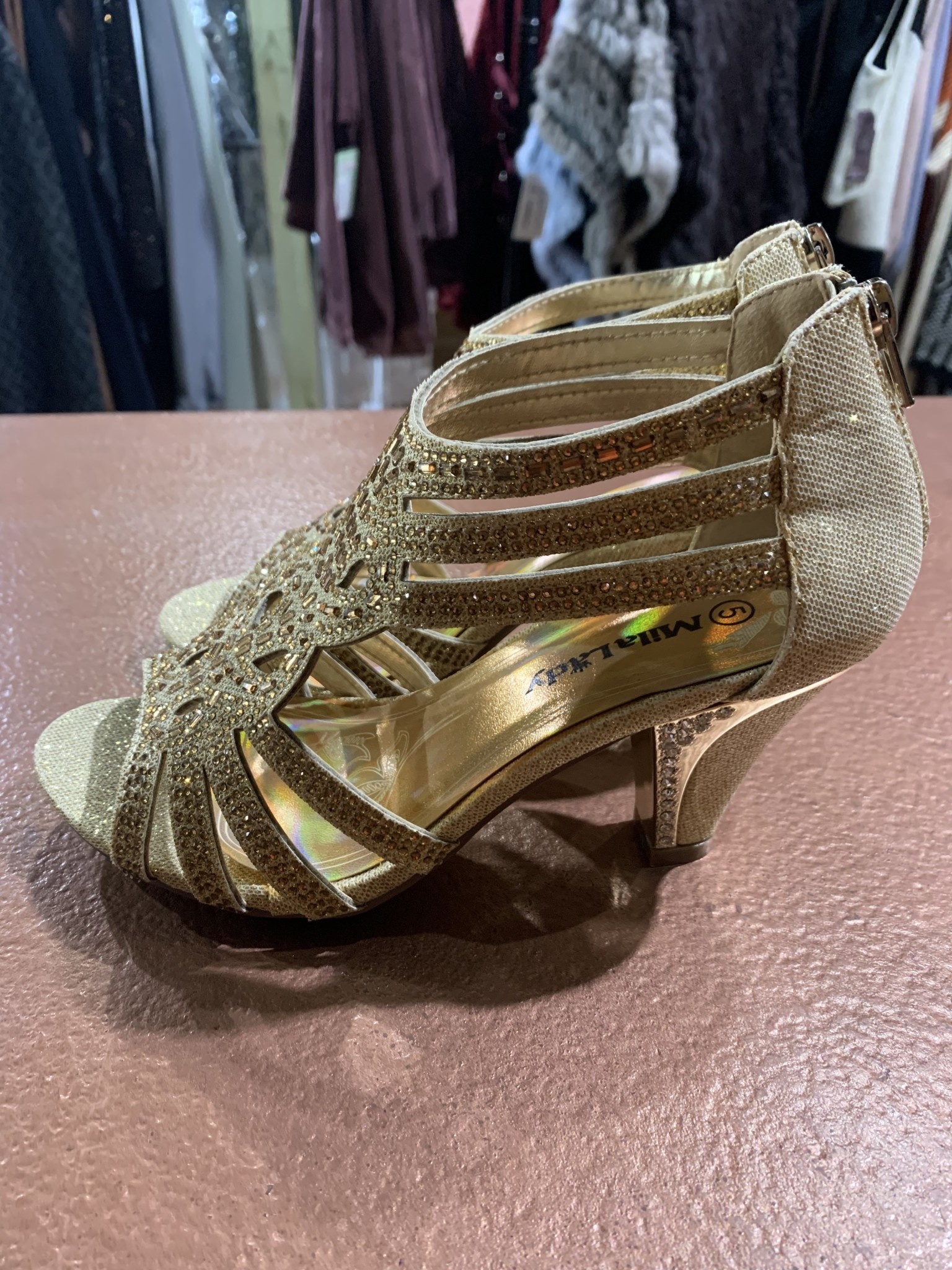 Gold Glitter Zip Back Heels, Size 5 - Elements Unleashed