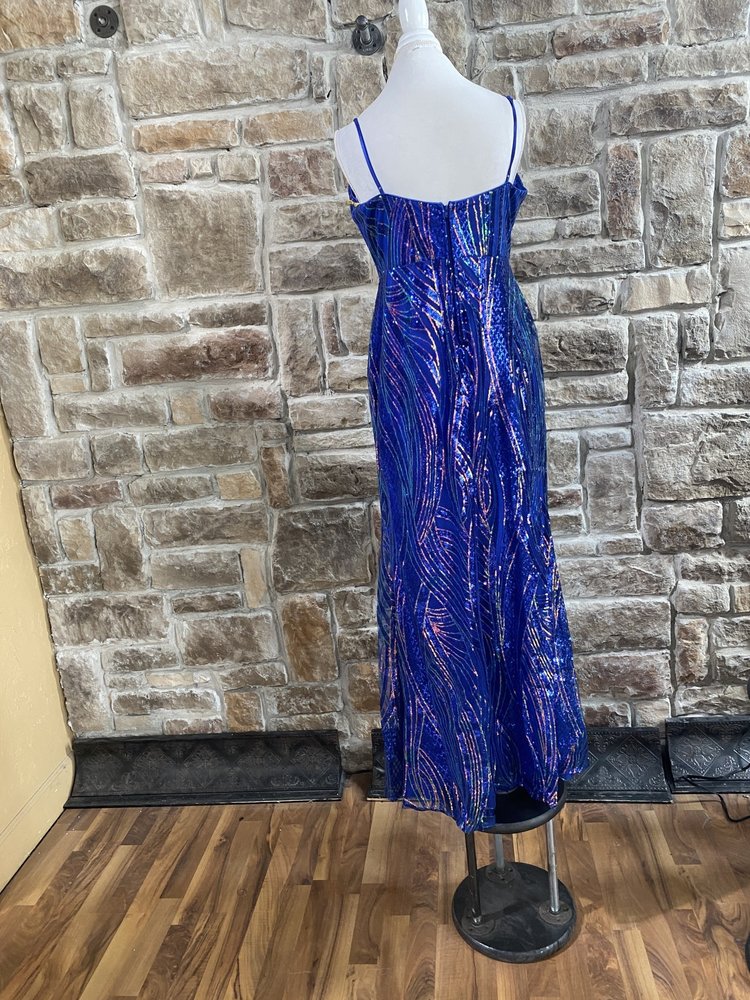 TLC Say Yes to the Prom Royal Blue V-Neck Geometric Sequin Gown, Size 15