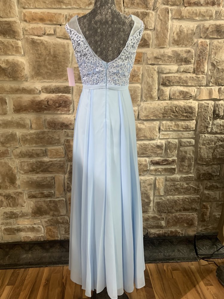 Nox Anabel Ice Blue Applique Top Illusion Neck Gown, Size S