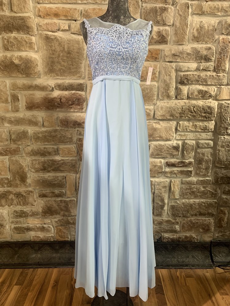 Nox Anabel Ice Blue Applique Top Illusion Neck Gown, Size S